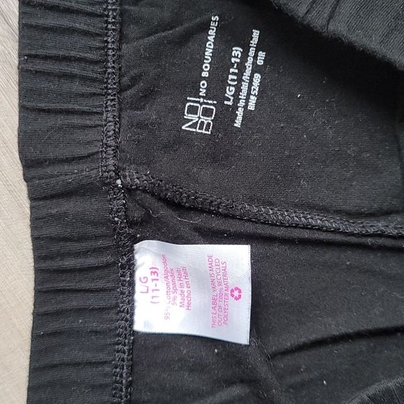 No Boundaries Black Leggings Size large - Picture 3 of 4